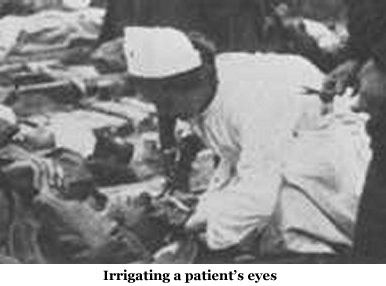 Irrigating a patient's eyes